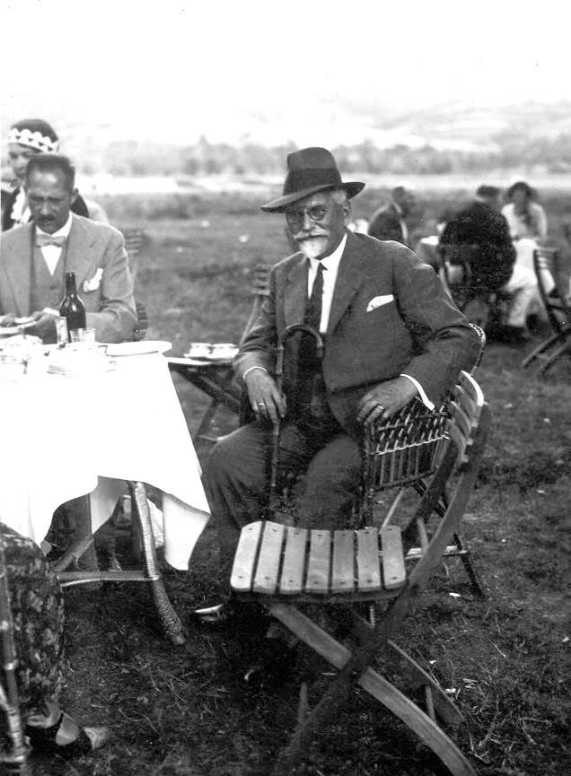 Alfons Mucha na golfovom ihrisku v Piešťanoch